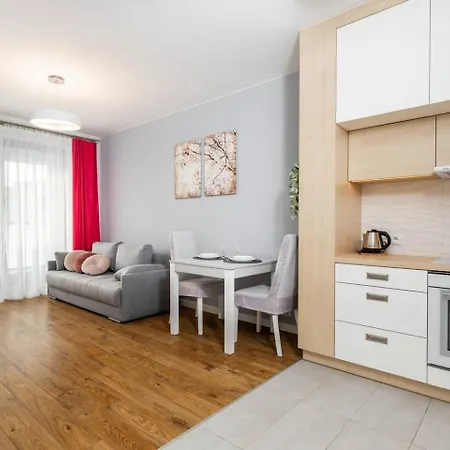 Apartment Sunlit Wola *