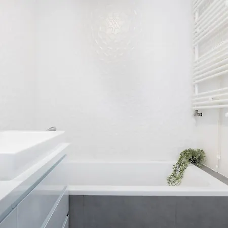 דירה Sunlit Wola Business Center