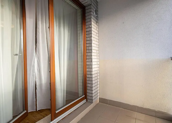 Sunlit Wola Business Center Warszawa