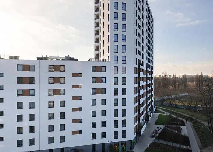 Sunlit Wola Business Center