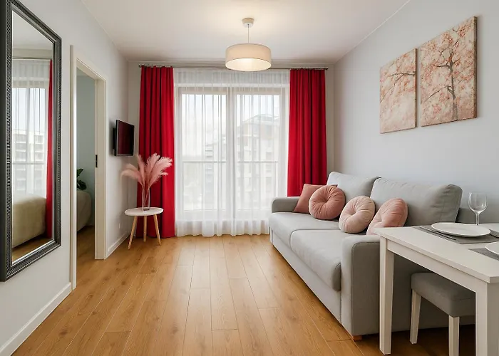 Sunlit Wola Business Center * Warszawa