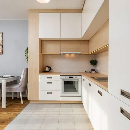 Sunlit Wola Business Center